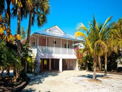 Canal view vacation home in Anna Maria, Florida